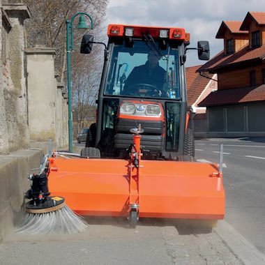 Kubota, équipement pour tracteur