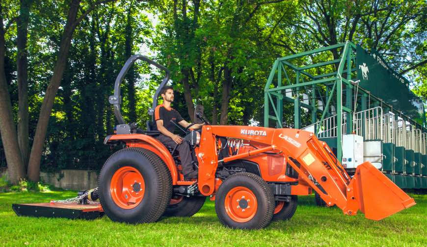 Kubota, équipements attelés ou portés pour tracteur et microtracteur