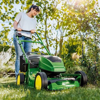John Deere, tondeuse à gazon pour le particulier et le professionnel